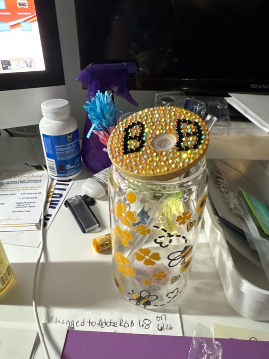 Bumbler bee 16 oz glass cup