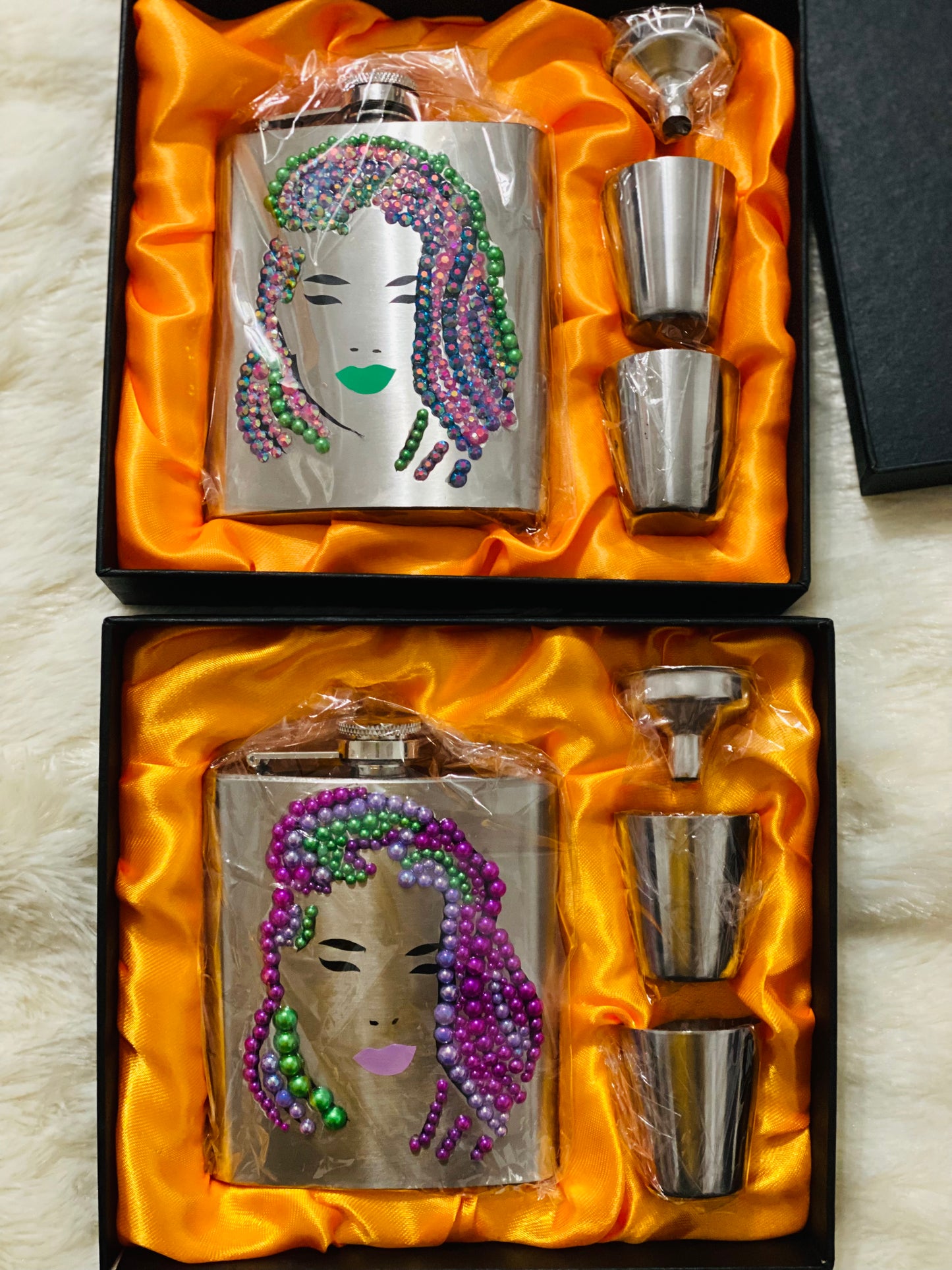 Flasks with rhinestones