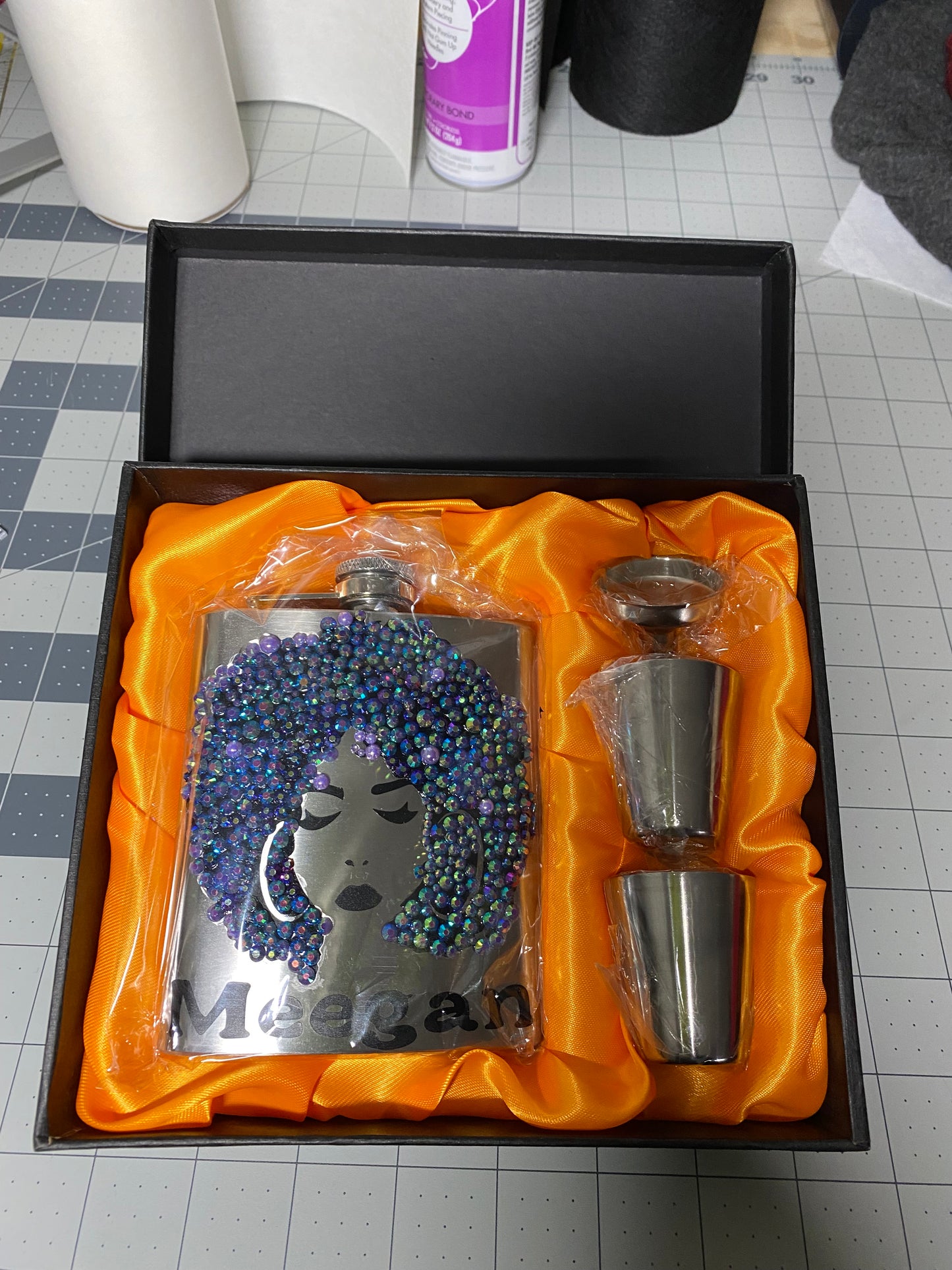 Flasks with rhinestones