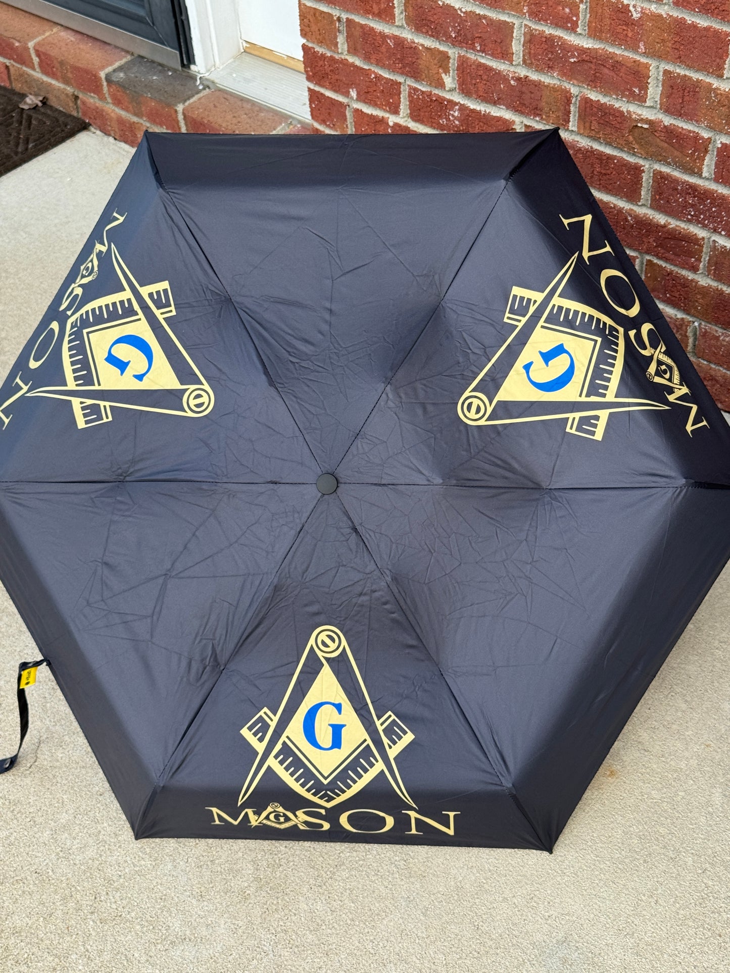 Umbrellas r us, weather protection, stylish accessory