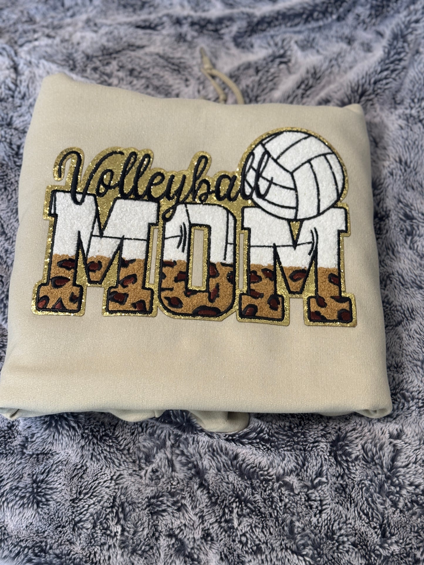 Volleyball Mom Chenille patch