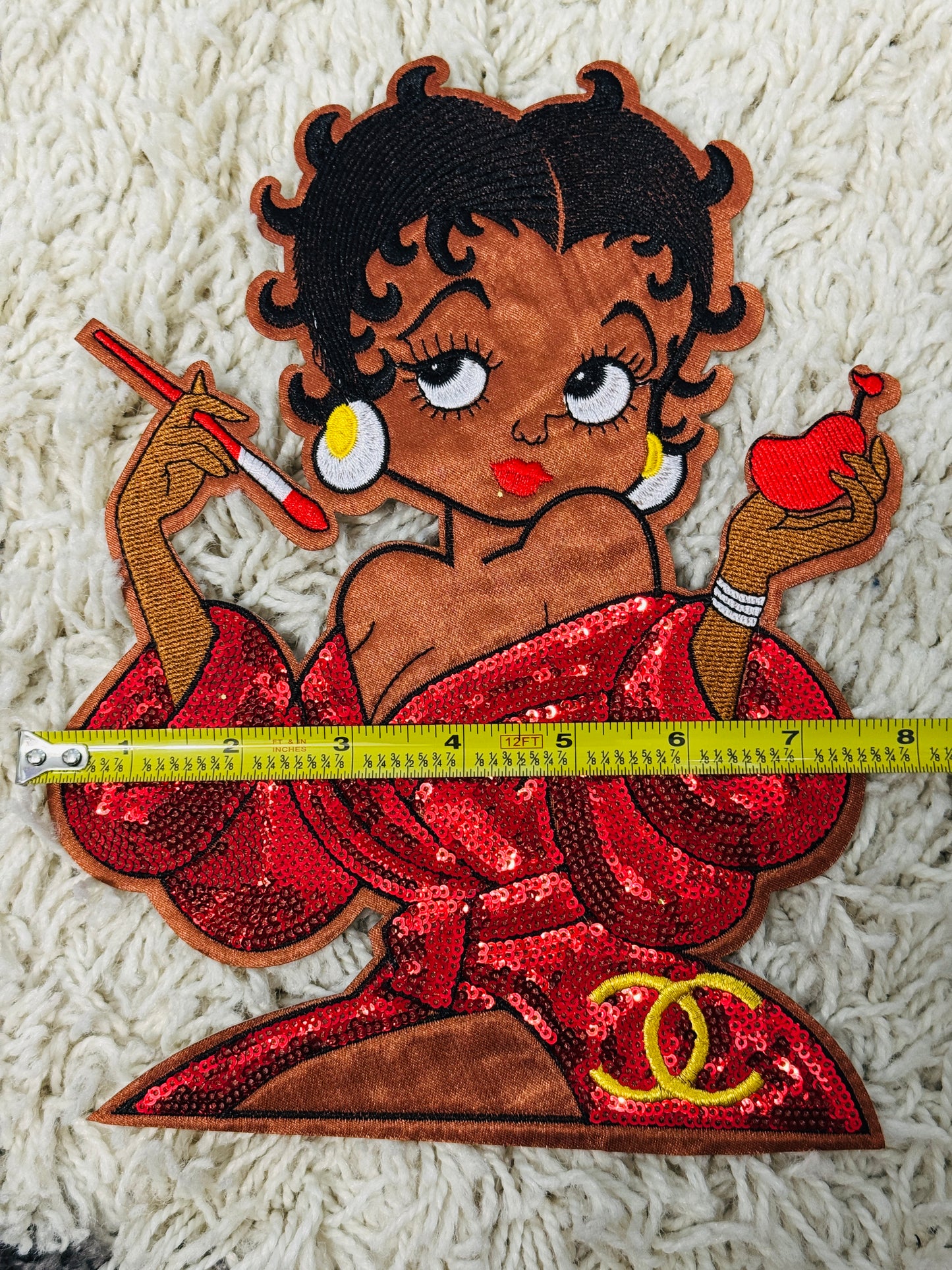 Red Beauty Diva, sequins dressed, makeup beauty,