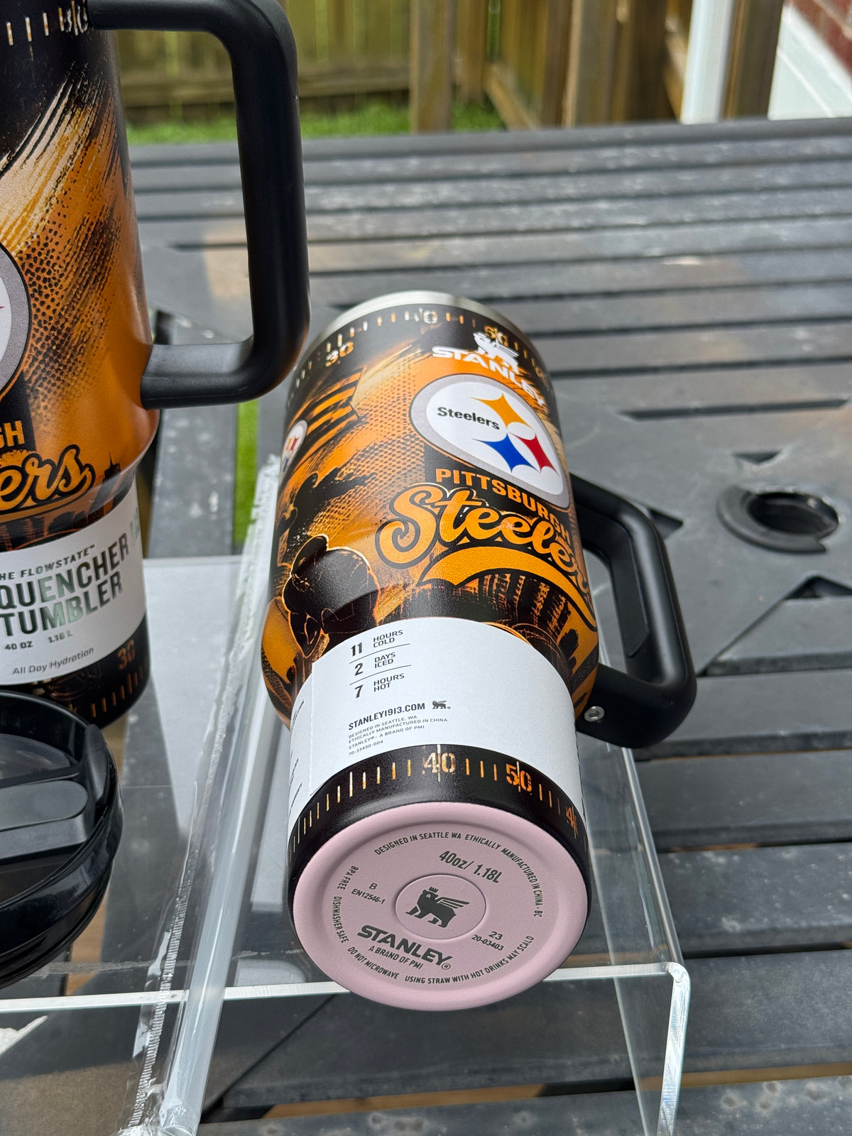 Pittsburgh 40 oz cup