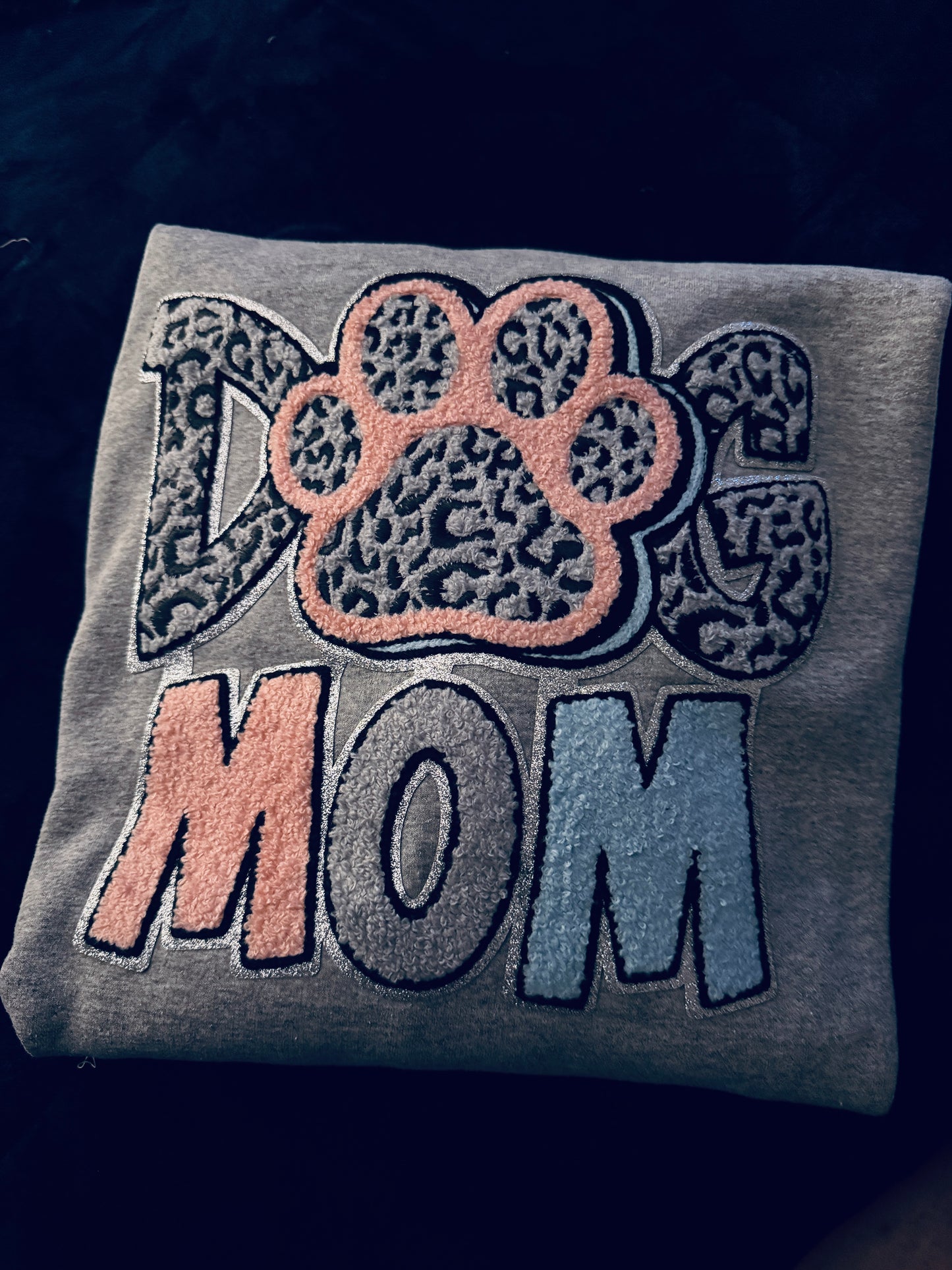 DOG MOM Gray Sweat/Crew shirt, paw print sweatshirt, pet mom sweatshirt, pet parent apparel